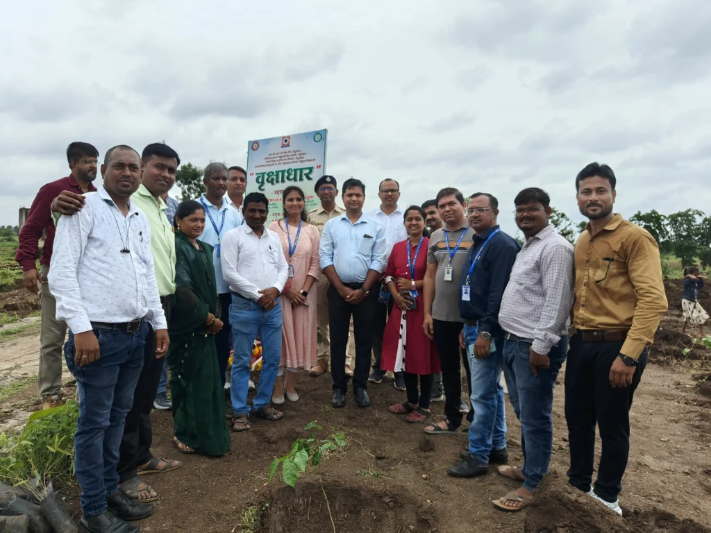 Plantation of trees from Vrikshaadhar initiative at Kakarde Nandurbar News